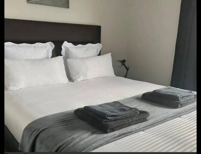 1 BEDROOM PROPERTY TO RENT IN ESSENWOOD